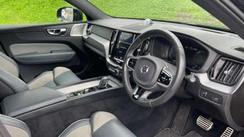 Volvo XC60 2.0 B4D R DESIGN Pro 5dr AWD Geartronic