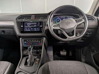 Volkswagen Tiguan 1.4 TSI eHybrid Life 5dr DSG