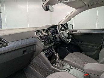 Volkswagen Tiguan 1.4 TSI eHybrid Life 5dr DSG