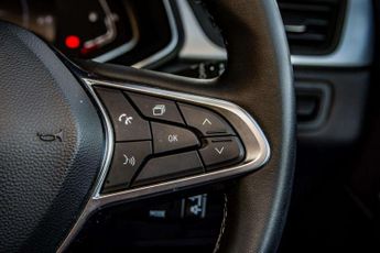 Renault Captur 1.6 E-Tech full hybrid 145 Evolution 5dr Auto