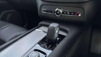 Volvo XC90 2.0 B5D [235] Momentum 5dr AWD Geartronic