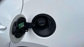 Mazda 3 2.0 Skyactiv G MHEV GT Sport Tech 5dr Auto