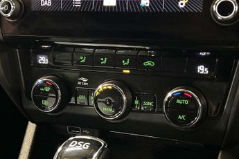 Skoda Octavia vRS 2.0 TSI 245 vRS 5dr DSG