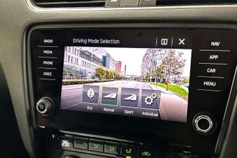 Skoda Octavia vRS 2.0 TSI 245 vRS 5dr DSG