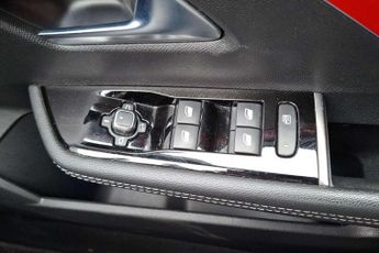 Vauxhall Astra Sports Tourer 1.6 Hybrid GS Line 5dr Auto