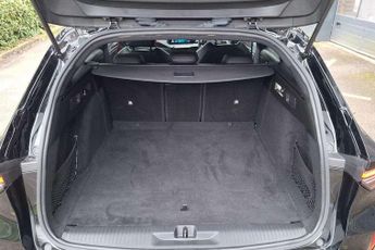 Vauxhall Astra Sports Tourer 1.6 Hybrid GS Line 5dr Auto