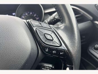Toyota C-HR 1.8 Hybrid Icon 5dr CVT
