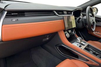 Jaguar F-Pace 2.0 D200 R-Dynamic Black 5dr Auto AWD