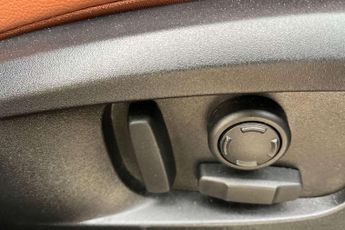 Jaguar F-Pace 2.0 D200 R-Dynamic Black 5dr Auto AWD