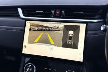 Jaguar F-Pace 2.0 D200 R-Dynamic Black 5dr Auto AWD