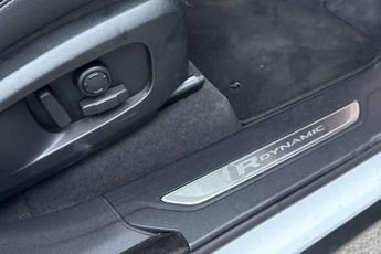 Jaguar F-Pace 2.0 D200 R-Dynamic Black 5dr Auto AWD