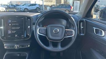 Volvo XC40 2.0 B4P Inscription 5dr AWD Auto