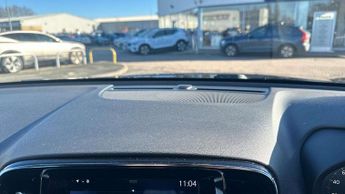 Volvo XC40 2.0 B4P Inscription 5dr AWD Auto