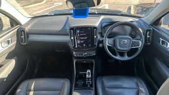Volvo XC40 2.0 B4P Inscription 5dr AWD Auto