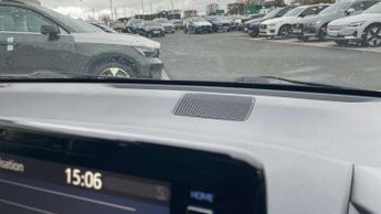 Toyota Yaris 1.5 Hybrid Design 5dr CVT