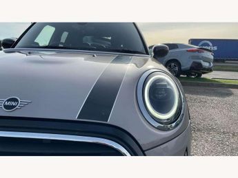 MINI Hatchback 5dr 1.5 Cooper Exclusive 5dr Auto
