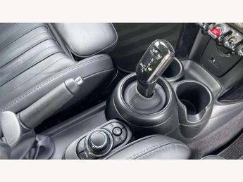 MINI Hatchback 5dr 1.5 Cooper Exclusive 5dr Auto