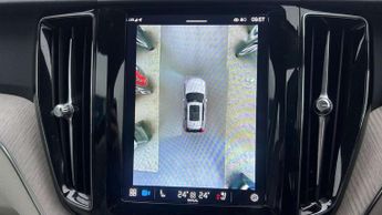 Volvo XC60 2.0 B4P Plus Dark 5dr Geartronic