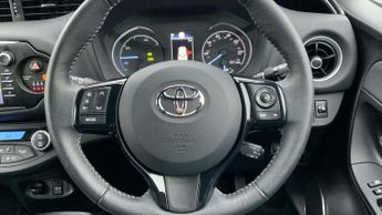 Toyota Yaris 1.5 Hybrid Excel 5dr CVT