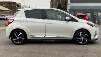 Toyota Yaris 1.5 Hybrid Excel 5dr CVT