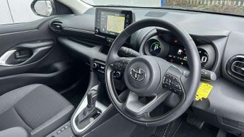 Toyota Yaris 1.5 Hybrid Design 5dr CVT