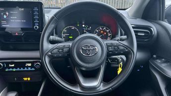 Toyota Yaris 1.5 Hybrid Icon 5dr CVT