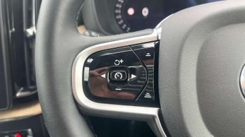 Volvo XC60 2.0 T6 [350] PHEV Plus Dark 5dr AWD Geartronic