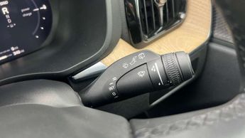 Volvo XC60 2.0 T6 [350] PHEV Plus Dark 5dr AWD Geartronic