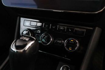 Skoda Superb 2.0 TSI Laurin + Klement 5dr DSG