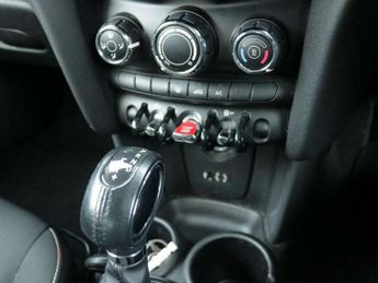 MINI Hatchback 5dr 1.2 One 5dr Auto