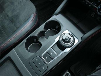 Ford Kuga 2.5 PHEV ST-Line X 5dr CVT