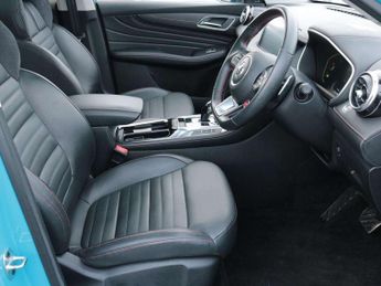 MG HS 1.5 T-GDI Exclusive 5dr DCT