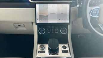 Jaguar F-Pace 3.0 D300 R-Dynamic HSE Black 5dr Auto AWD