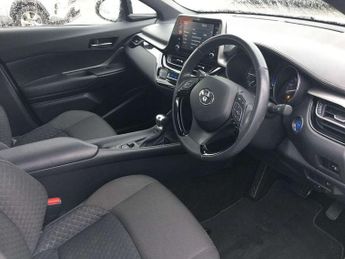 Toyota C-HR 1.8 Hybrid Icon 5dr CVT