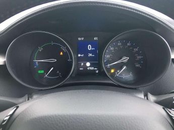 Toyota C-HR 1.8 Hybrid Icon 5dr CVT