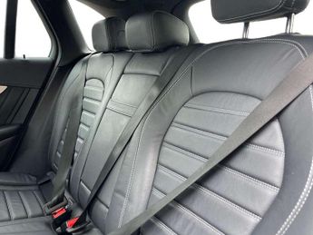 Mercedes-Benz GLC GLC 300 4Matic AMG Line 5dr 9G-Tronic
