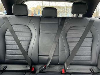 Mercedes-Benz GLC GLC 300 4Matic AMG Line 5dr 9G-Tronic