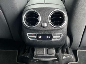 Mercedes-Benz GLC GLC 300 4Matic AMG Line 5dr 9G-Tronic