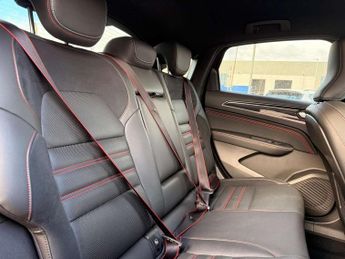 Renault Arkana 1.6 E-TECH Hybrid 145 R.S. Line 5dr Auto
