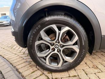 Renault Captur 1.6 E-Tech Plug-in hybrid 160 Techno 5dr Auto