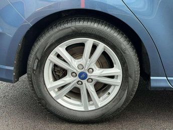 Ford S-MAX 2.5 FHEV 190 Titanium 5dr CVT