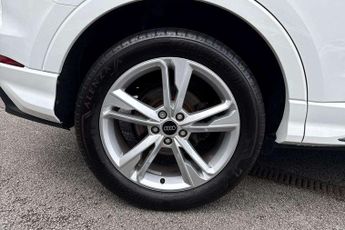 Audi Q3 35 TFSI S Line 5dr S Tronic