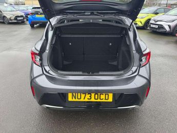 Toyota Corolla 1.8 Hybrid Design 5dr CVT