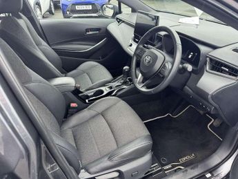 Toyota Corolla 1.8 Hybrid Design 5dr CVT