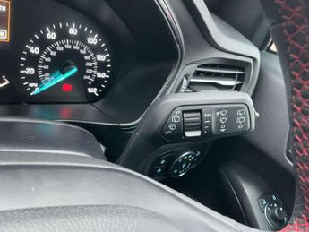 Ford Focus 1.0 EcoBoost Hybrid mHEV 155 ST-Line 5dr Auto