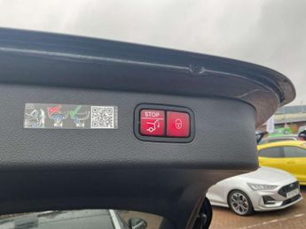 Mercedes-Benz C-Class Estate C300 AMG Line Premium 5dr 9G-Tronic