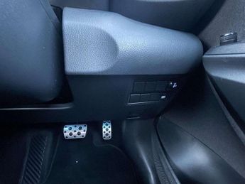 Toyota Yaris Cross 1.5 Hybrid GR Sport 5dr CVT