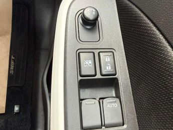 Suzuki Swift 1.2 Dualjet 83 12V Hybrid SZ-T 5dr Auto