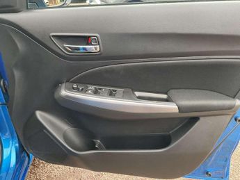 Suzuki Swift 1.2 Dualjet 83 12V Hybrid SZ5 5dr Auto