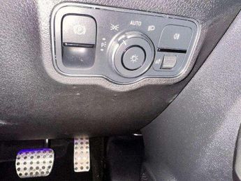 Mercedes-Benz GLB GLB 200 AMG Line Premium 5dr 7G-Tronic